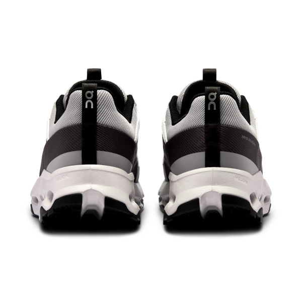 On Cloudhorizon, kvenna - Image 4