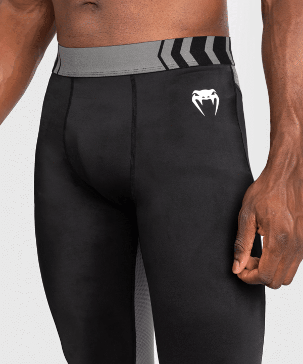 590525a3a7c591135ce7604020dab0bd842c7543_SPATS_TEMPEST_BLACK_12 Venum Tempest Spats, Karla - Image 3