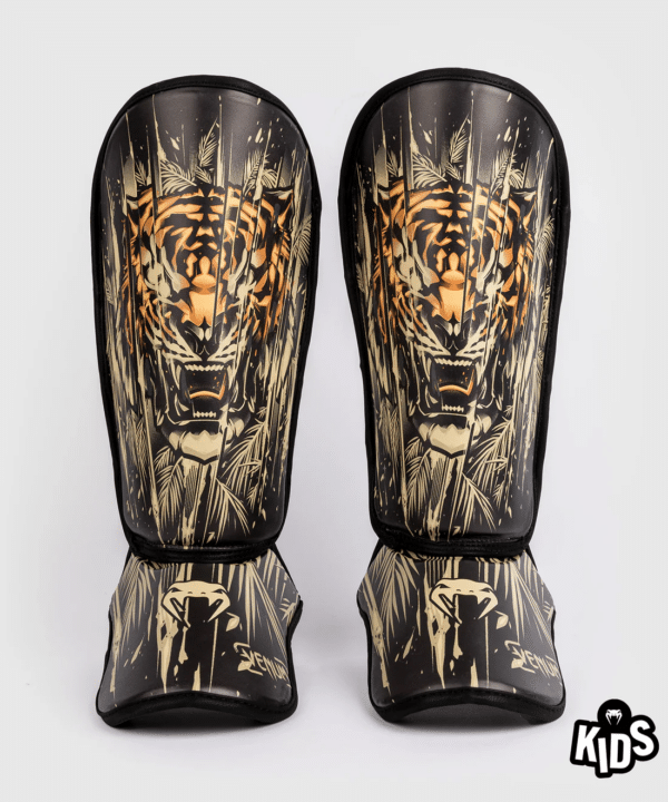 69984debc9b7d267eb86cf357c01a0c36b0d636b_VENUM_05381_117_00 Venum Tiger Kids Shin Guards - Image 2