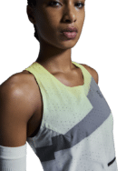 On Race Singlet, Kvenna - Image 3