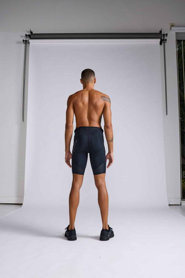 2XU Aero Mesh Compression Shorts, Karla - Image 3