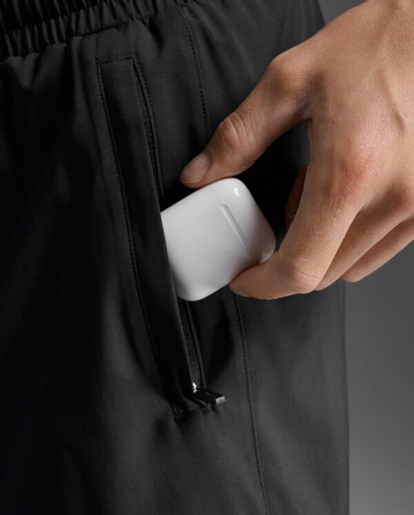 MR7382b_BLK-BLK_8 2XU Motion 5 inch Stuttbuxur, Karla - Image 5