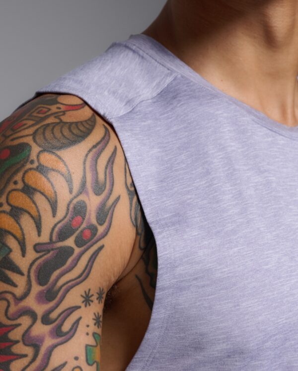 MR7392a_DGL-BLK_8 2XU Motion Soft Jersey Tank, Karla - Image 4