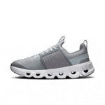 On Cloudswift, unglinga - Image 6