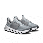 On Cloudswift, unglinga - Image 3