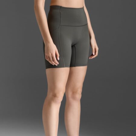2XU Form Stash Hi-Rise Bike Short, stuttbuxur kvenna