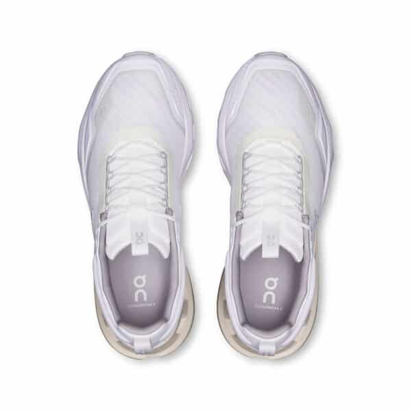 On LS Cloudnova X karla - Image 5