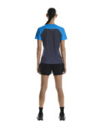 On LS Performance-T, kvenna - Image 7