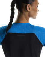 On LS Performance-T, kvenna - Image 4