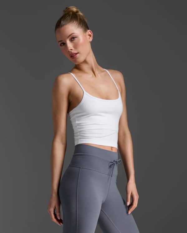 WR7477a_WHT-WHT_6_itsrc0 2XU Flex Strappy Crop Tank, kvenna - Image 1