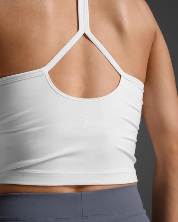 WR7477a_WHT-WHT_9_fdygdn 2XU Flex Strappy Crop Tank, kvenna - Image 2