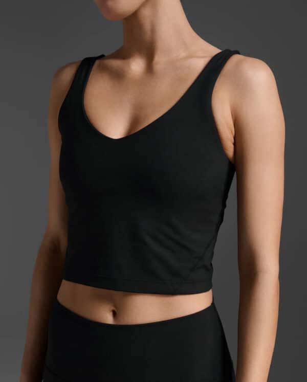 WR7478a_BLK-BLK_1_rbfvt1 2XU Fluid Longline Bra, toppur - Image 1