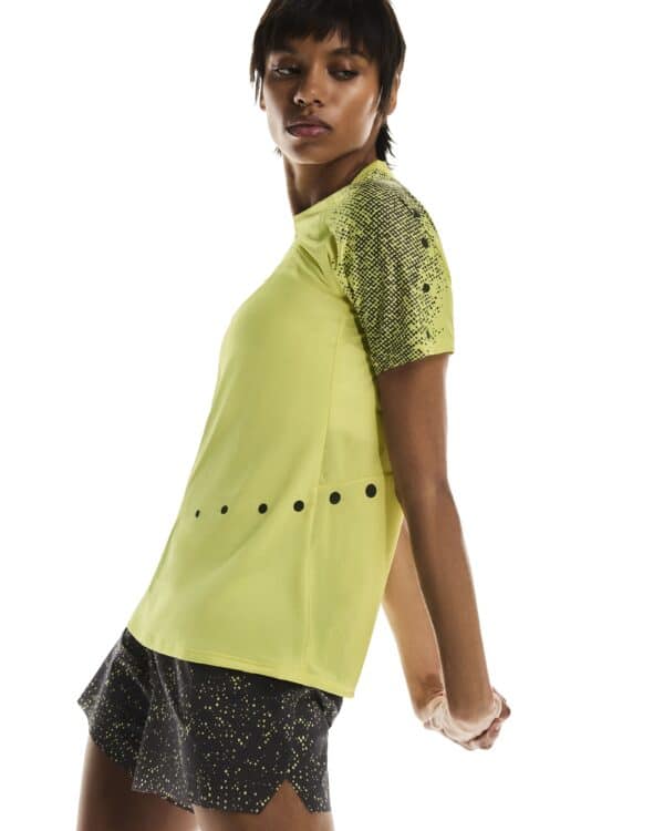 On LS Ultra-T, stuttermabolur kvenna - Image 6