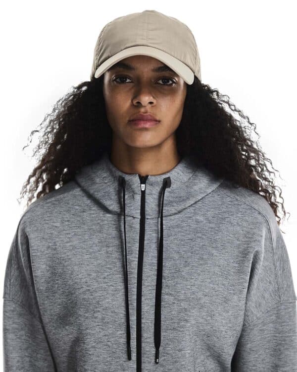 On LS Cap derhúfa - Image 6