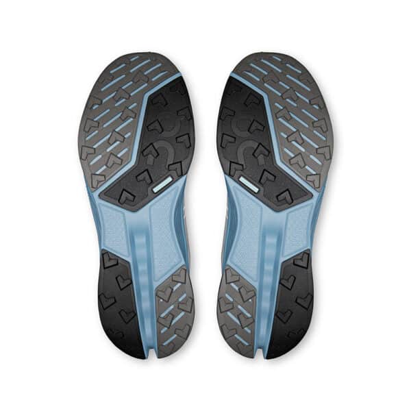 On Cloudsurfer Trail2, karla - Image 6