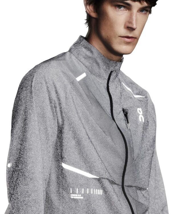 1MF30242608-weather_jacket_lumos-fw25-eclipse-m-4x5-tr-g8 On Weather Jacket Lumos, karla - Image 4
