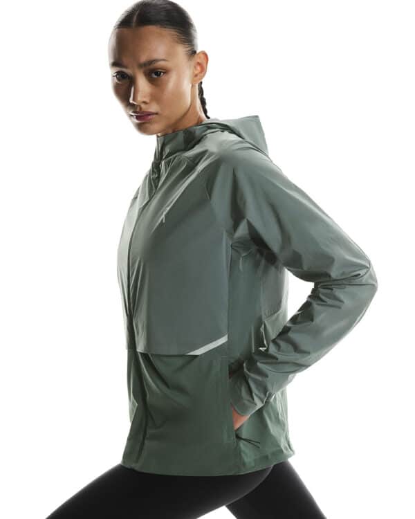 1WE10410153-core_jacket-fw25-olive-w-4x5-tr-g6 On Core Jacket, kvenna - Image 5