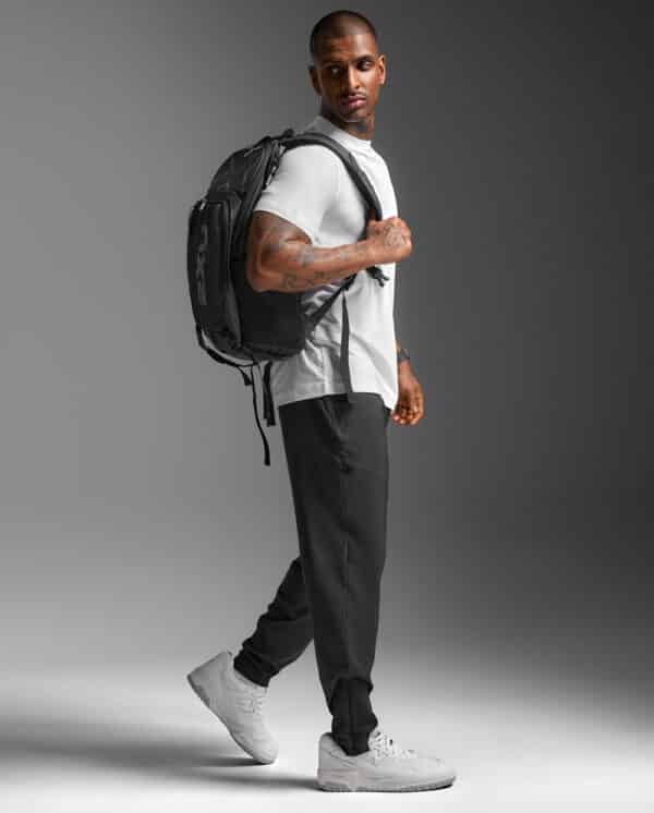 2XU Aero Woven Jogger, buxur karla - Image 3