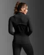 2XU Form Soft Touch Jacket, jakki kvenna - Image 11