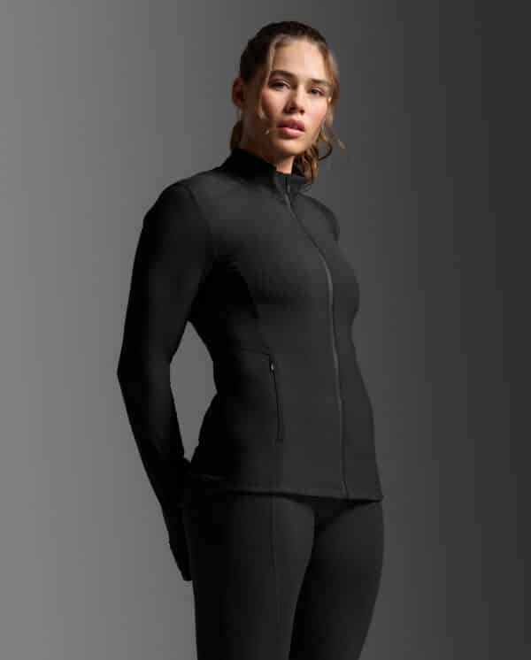 2XU Form Soft Touch Jacket, jakki kvenna - Image 10