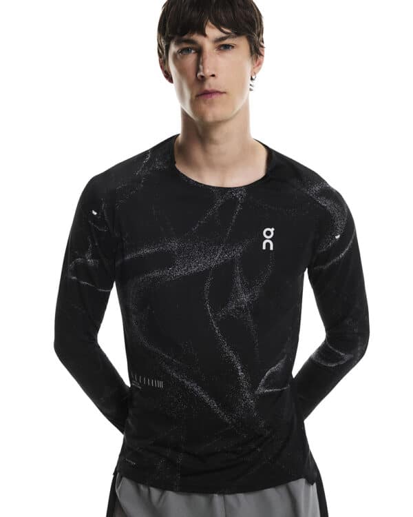 On Performance Long-T Lumos, langermabolur karla - Image 7