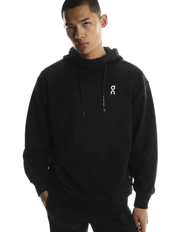 On Club Hoodie Graphic hettupeysa, karla - Image 2