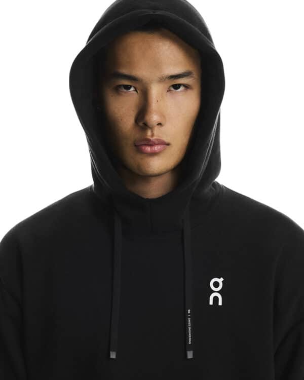 On Club Hoodie Graphic hettupeysa, karla - Image 6