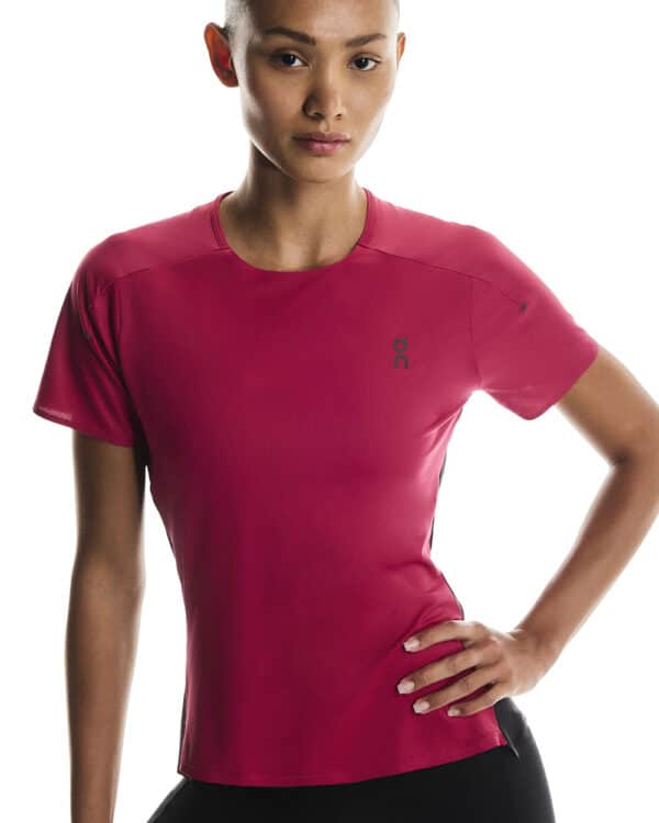 On Performance-T, kvenna - Image 5