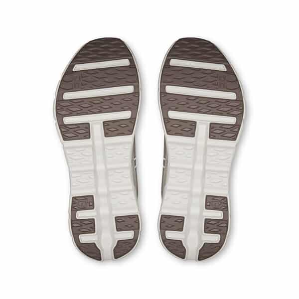 On Cloudtilt, karla - Image 6