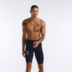 2XU Light Speed React Comp Short, stuttbuxur karla - Image 2