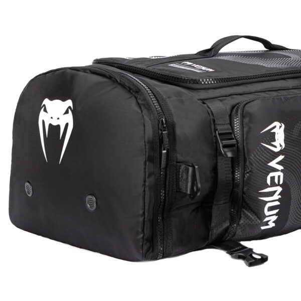 Venum Shockwave Convertible Sports Bag, íþróttataska - Image 3