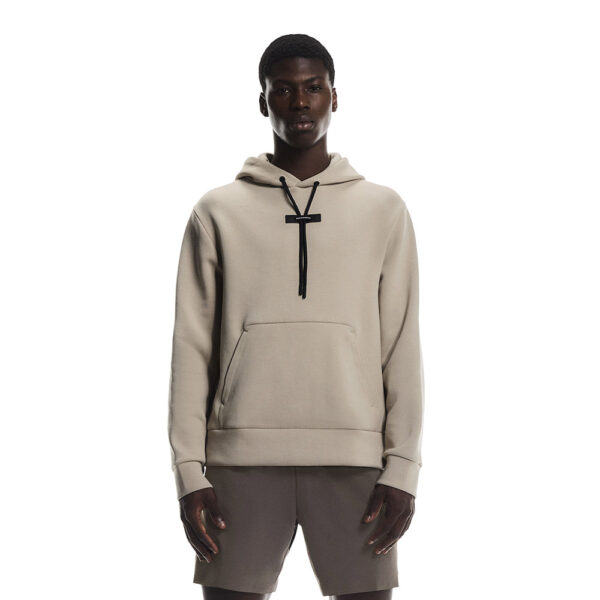 On Focus Tech Hoodie, hettupeysa karla - Image 1