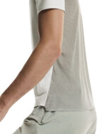 On Performance-T, stuttermabolur karla - Image 5