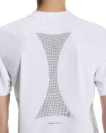 On Train-T Graphic2, stuttermabolur karla - Image 5