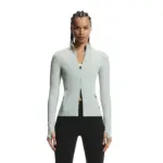 On LS Studio Jacket1, jakki kvenna