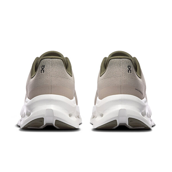 On Cloudtilt, karla - Image 4