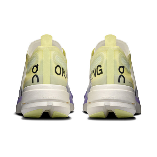 On Cloudboom Strike, karla - Image 4