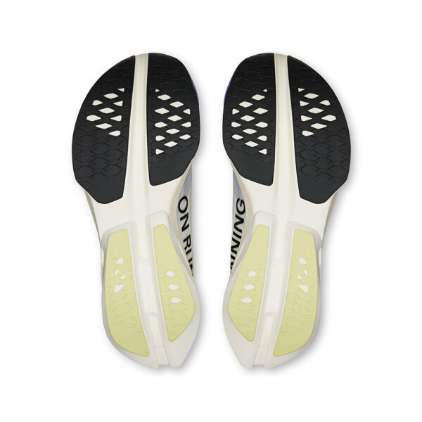 On Cloudboom Strike, kvenna - Image 6