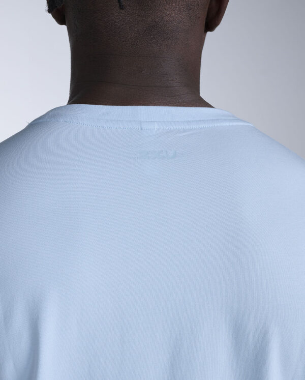 2XU Motion Cotton Flex Tee, stuttermabolur karla - Image 5