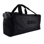 2XU Gym Bag, íþróttataska, svört 60L