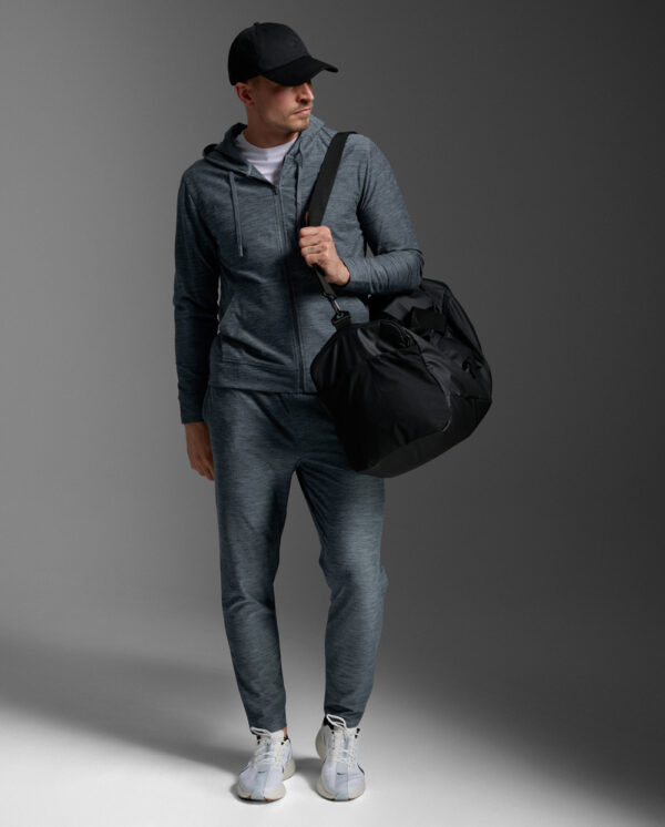 2XU Gym Bag, íþróttataska, svört 60L - Image 7