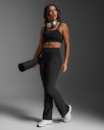 2XU Fluid Hi-Rise Flare Pant, buxur kvenna - Image 3