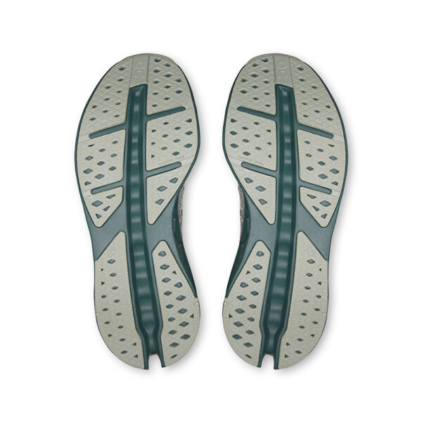 On Cloudsurfer Max, karla - Image 6