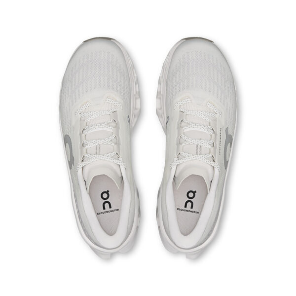 On Cloudmonster3, kvenna - Image 5