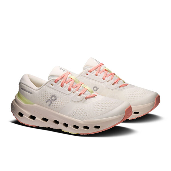 On LS Cloudrunner3, kvenna - Image 2